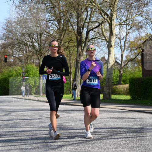 12.04.2026 - 45. Internationalen Wilhelmsburger Insellauf J. Mangold http://msf.ph/oto/9471867 12.04.2026 11:27:53 Ziel 2309, 2310, 2237, 2140, 5831, 2511, 2512, 2352, 3451, 4668, 2297 meine-sportfotos.de