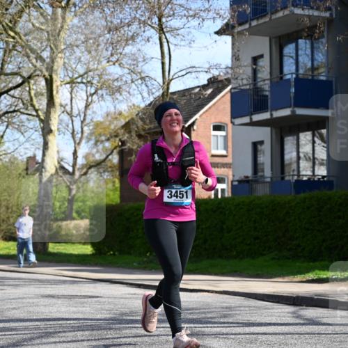 12.04.2026 - 45. Internationalen Wilhelmsburger Insellauf J. Mangold http://msf.ph/oto/9471930 12.04.2026 11:27:56 Ziel 2309, 2310, 2237, 2140, 5831, 2511, 2512, 2352, 3451, 4668, 2297 meine-sportfotos.de