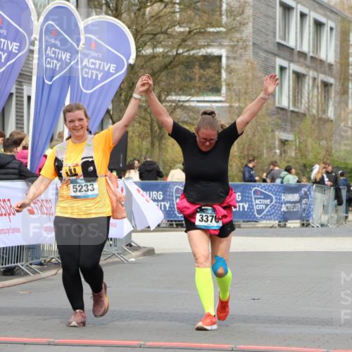 12.04.2026 - 45. Internationalen Wilhelmsburger Insellauf Strokosch-Dieckow http://msf.ph/oto/9471940 12.04.2026 13:36:39 Ziel 5233, 3376 meine-sportfotos.de