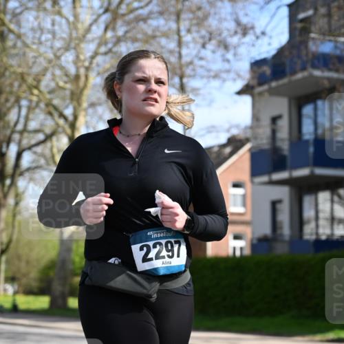12.04.2026 - 45. Internationalen Wilhelmsburger Insellauf J. Mangold http://msf.ph/oto/9471992 12.04.2026 11:28:23 Ziel 2297, 2429, 2342, 2109 meine-sportfotos.de