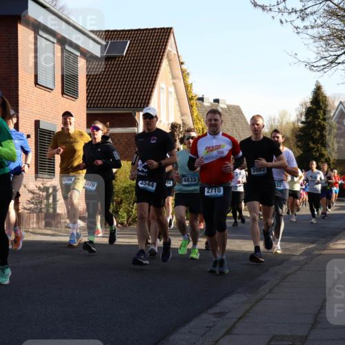 12.04.2026 - 45. Internationalen Wilhelmsburger Insellauf Yannick Fuchs http://msf.ph/oto/9472021 12.04.2026 08:56:54 Laufen 201, 10, 3991, 5706, 2479, 4833, 4544, 66, 2710, 214, 3983, 22 meine-sportfotos.de