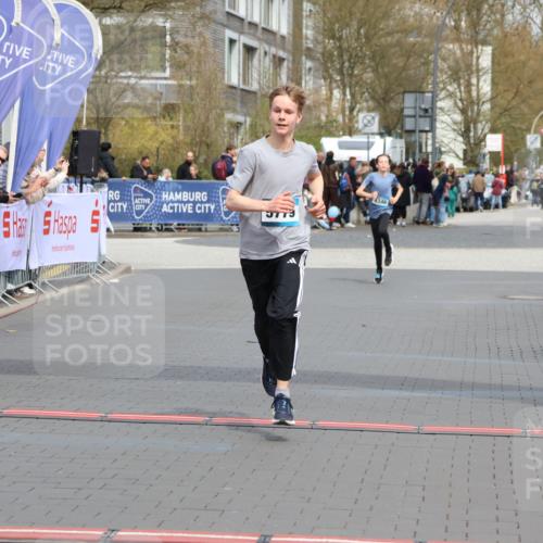 12.04.2026 - 45. Internationalen Wilhelmsburger Insellauf Strokosch-Dieckow http://msf.ph/oto/9472046 12.04.2026 12:53:00 Ziel 5779, 4346 meine-sportfotos.de