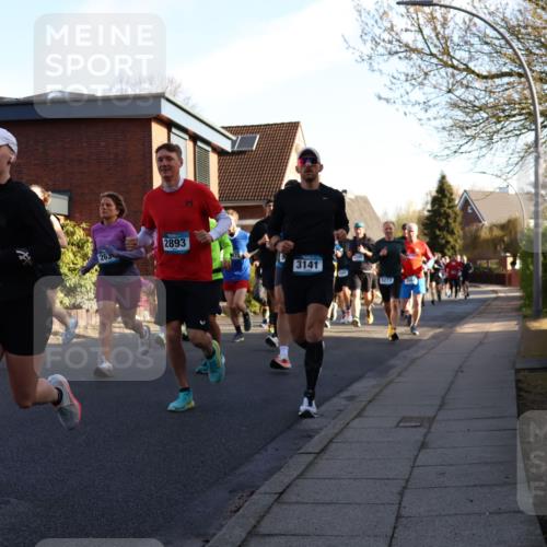 12.04.2026 - 45. Internationalen Wilhelmsburger Insellauf Yannick Fuchs http://msf.ph/oto/9472180 12.04.2026 08:57:06 Laufen 26, 2893, 3141, 5273 meine-sportfotos.de