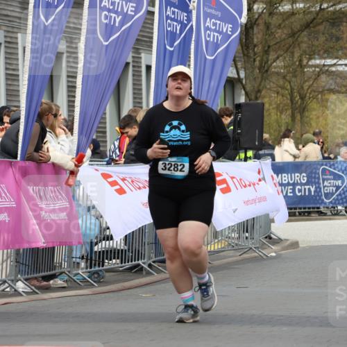 12.04.2026 - 45. Internationalen Wilhelmsburger Insellauf Strokosch-Dieckow http://msf.ph/oto/9472234 12.04.2026 13:35:58 Ziel 3282, 4113 meine-sportfotos.de