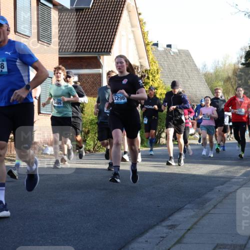 12.04.2026 - 45. Internationalen Wilhelmsburger Insellauf Yannick Fuchs http://msf.ph/oto/9472235 12.04.2026 08:57:11 Laufen 2568, 5405, 3296, 4832, 2953, 4163 meine-sportfotos.de
