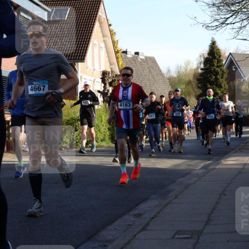 12.04.2026 - 45. Internationalen Wilhelmsburger Insellauf Yannick Fuchs http://msf.ph/oto/9472316 12.04.2026 08:57:18 Laufen 4667, 4163, 4963, 5609, 4325 meine-sportfotos.de