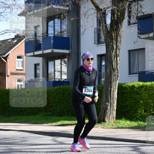 12.04.2026 - 45. Internationalen Wilhelmsburger Insellauf J. Mangold http://msf.ph/oto/9472317 12.04.2026 11:29:31 Ziel 4066, 3545, 4589, 4589, 4784, 3839 meine-sportfotos.de