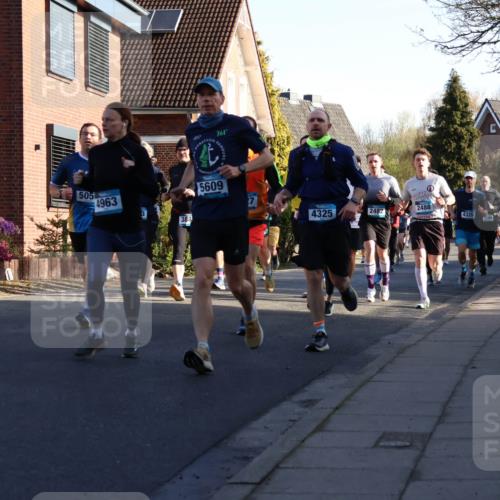 12.04.2026 - 45. Internationalen Wilhelmsburger Insellauf Yannick Fuchs http://msf.ph/oto/9472364 12.04.2026 08:57:21 Laufen 4401, 361, 505, 5609, 4963, 4325, 2482, 2488, 4329 meine-sportfotos.de