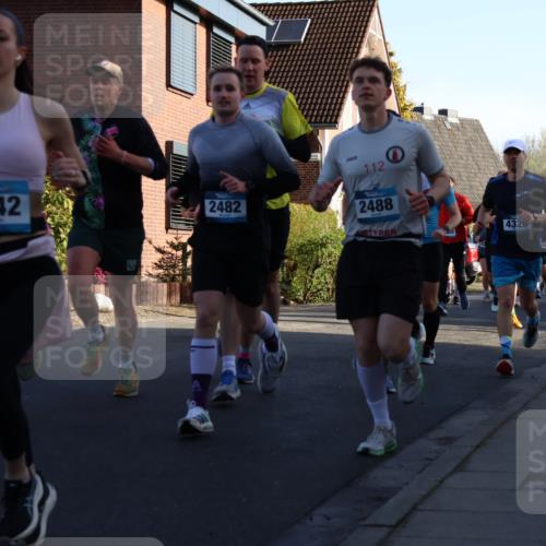 12.04.2026 - 45. Internationalen Wilhelmsburger Insellauf Yannick Fuchs http://msf.ph/oto/9472411 12.04.2026 08:57:24 Laufen 3542, 2482, 112, 2488, 4325, 260, 2090, 2883 meine-sportfotos.de