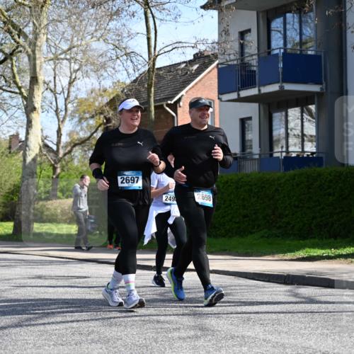 12.04.2026 - 45. Internationalen Wilhelmsburger Insellauf J. Mangold http://msf.ph/oto/9472454 12.04.2026 11:30:00 Ziel 3839, 2697, 2698, 2476, 2498, 4737 meine-sportfotos.de