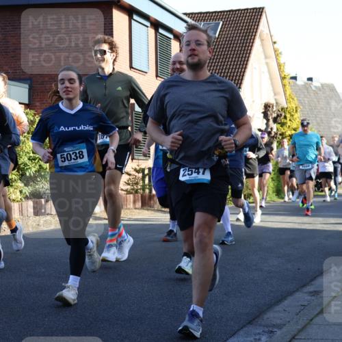 12.04.2026 - 45. Internationalen Wilhelmsburger Insellauf Yannick Fuchs http://msf.ph/oto/9472491 12.04.2026 08:57:31 Laufen 3779, 5038, 2547, 3666, 4706, 244 meine-sportfotos.de