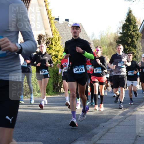 12.04.2026 - 45. Internationalen Wilhelmsburger Insellauf Yannick Fuchs http://msf.ph/oto/9472530 12.04.2026 08:57:34 Laufen 2446, 065, 3516, 338, 5415, 381, 2020, 4913, 4779, 4108 meine-sportfotos.de