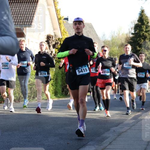 12.04.2026 - 45. Internationalen Wilhelmsburger Insellauf Yannick Fuchs http://msf.ph/oto/9472536 12.04.2026 08:57:35 Laufen 3084, 2065, 3516, 5415, 33, 4913, 2020, 4779, 4108 meine-sportfotos.de