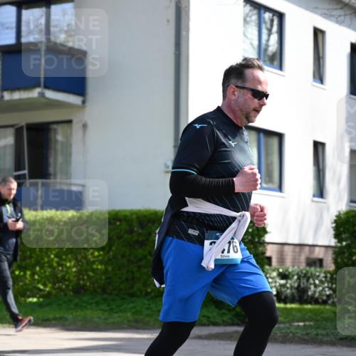 12.04.2026 - 45. Internationalen Wilhelmsburger Insellauf J. Mangold http://msf.ph/oto/9472550 12.04.2026 11:30:10 Ziel 3839, 2697, 2698, 2476, 2498, 4737, 2480 meine-sportfotos.de
