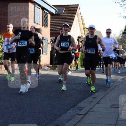 12.04.2026 - 45. Internationalen Wilhelmsburger Insellauf Yannick Fuchs http://msf.ph/oto/9472610 12.04.2026 08:57:40 Laufen 4377, 4333, 646, 4109, 4108, 487, 487 meine-sportfotos.de