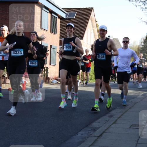 12.04.2026 - 45. Internationalen Wilhelmsburger Insellauf Yannick Fuchs http://msf.ph/oto/9472613 12.04.2026 08:57:40 Laufen 437, 4333, 2646, 4109, 4108, 214, 4871, 234 meine-sportfotos.de