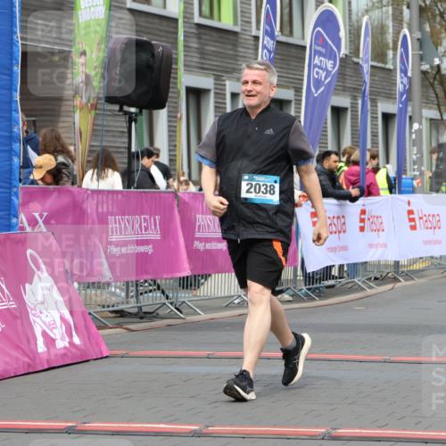 12.04.2026 - 45. Internationalen Wilhelmsburger Insellauf Strokosch-Dieckow http://msf.ph/oto/9472637 12.04.2026 13:35:30 Ziel 2038 meine-sportfotos.de