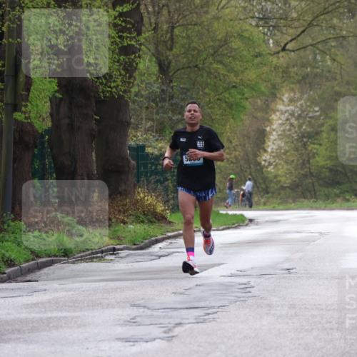 12.04.2026 - 45. Internationalen Wilhelmsburger Insellauf Yannick Fuchs http://msf.ph/oto/9472677 12.04.2026 09:57:01 Laufen  meine-sportfotos.de