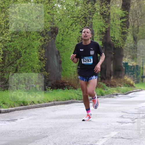 12.04.2026 - 45. Internationalen Wilhelmsburger Insellauf Yannick Fuchs http://msf.ph/oto/9472708 12.04.2026 09:57:04 Laufen 5293 meine-sportfotos.de