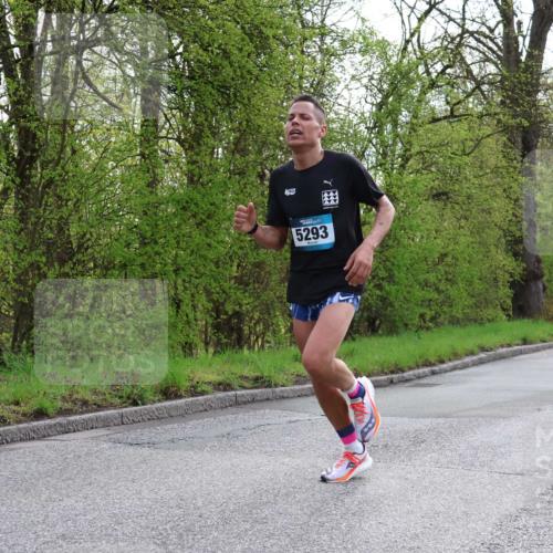 12.04.2026 - 45. Internationalen Wilhelmsburger Insellauf Yannick Fuchs http://msf.ph/oto/9472742 12.04.2026 09:57:07 Laufen 5293 meine-sportfotos.de