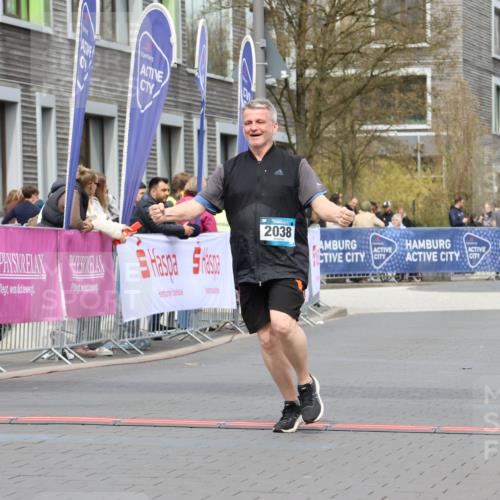 12.04.2026 - 45. Internationalen Wilhelmsburger Insellauf Strokosch-Dieckow http://msf.ph/oto/9472766 12.04.2026 13:35:29 Ziel 2038 meine-sportfotos.de