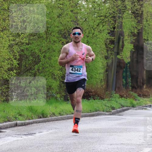 12.04.2026 - 45. Internationalen Wilhelmsburger Insellauf Yannick Fuchs http://msf.ph/oto/9472788 12.04.2026 09:57:46 Laufen 4342, 11, 66 meine-sportfotos.de