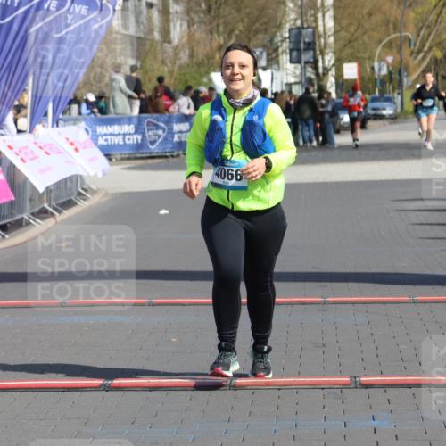 12.04.2026 - 45. Internationalen Wilhelmsburger Insellauf Strokosch-Dieckow http://msf.ph/oto/9472798 12.04.2026 11:29:47 Ziel 4066 meine-sportfotos.de