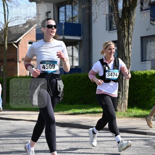 12.04.2026 - 45. Internationalen Wilhelmsburger Insellauf J. Mangold http://msf.ph/oto/9472823 12.04.2026 11:32:59 Ziel 3474, 4509, 2230, 2233, 4939 meine-sportfotos.de