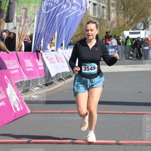 12.04.2026 - 45. Internationalen Wilhelmsburger Insellauf Strokosch-Dieckow http://msf.ph/oto/9472824 12.04.2026 11:29:58 Ziel 3545 meine-sportfotos.de