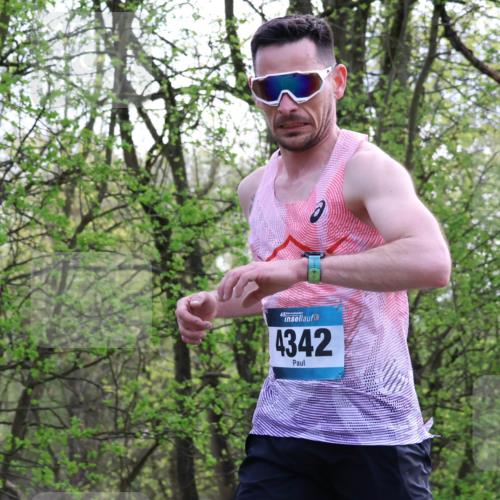 12.04.2026 - 45. Internationalen Wilhelmsburger Insellauf Yannick Fuchs http://msf.ph/oto/9472841 12.04.2026 09:57:50 Laufen 45, 4342 meine-sportfotos.de
