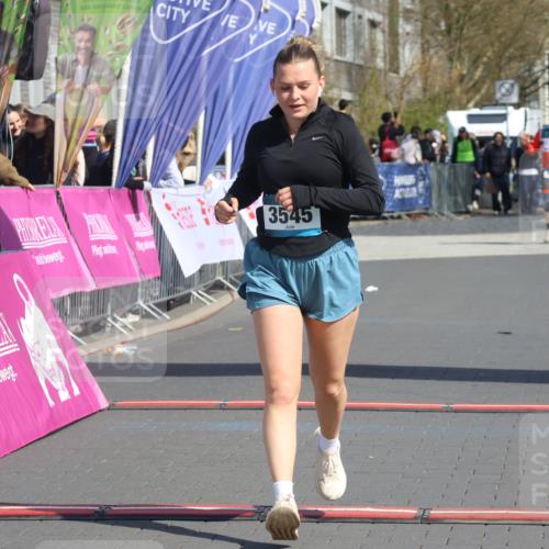 12.04.2026 - 45. Internationalen Wilhelmsburger Insellauf Strokosch-Dieckow http://msf.ph/oto/9472867 12.04.2026 11:29:59 Ziel 3545 meine-sportfotos.de