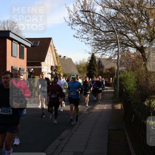 12.04.2026 - 45. Internationalen Wilhelmsburger Insellauf Yannick Fuchs http://msf.ph/oto/9472896 12.04.2026 08:57:59 Laufen 5824, 4907, 5756, 3706 meine-sportfotos.de