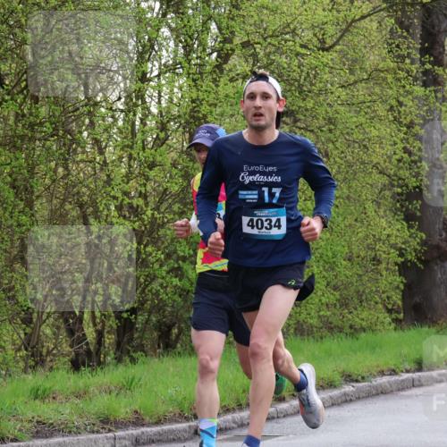 12.04.2026 - 45. Internationalen Wilhelmsburger Insellauf Yannick Fuchs http://msf.ph/oto/9472906 12.04.2026 09:58:16 Laufen 17, 4034 meine-sportfotos.de