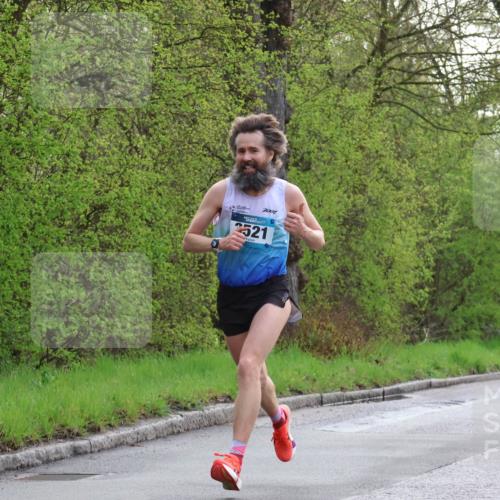 12.04.2026 - 45. Internationalen Wilhelmsburger Insellauf Yannick Fuchs http://msf.ph/oto/9472956 12.04.2026 09:58:46 Laufen 7001, 2521 meine-sportfotos.de