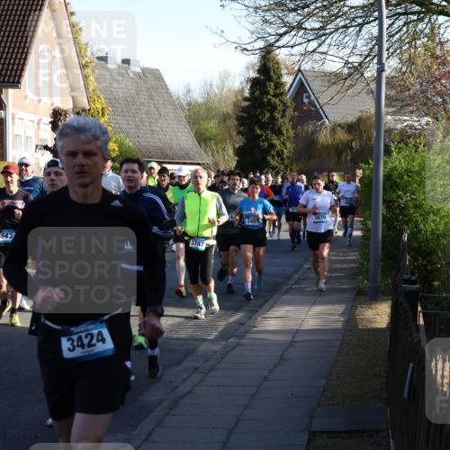 12.04.2026 - 45. Internationalen Wilhelmsburger Insellauf Yannick Fuchs http://msf.ph/oto/9472966 12.04.2026 08:58:03 Laufen 5643, 3424, 3747, 245, 3670 meine-sportfotos.de