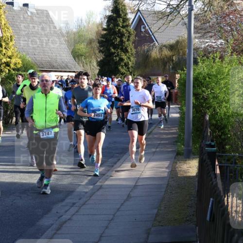 12.04.2026 - 45. Internationalen Wilhelmsburger Insellauf Yannick Fuchs http://msf.ph/oto/9472980 12.04.2026 08:58:04 Laufen 5710, 3747, 2451, 3670, 3230 meine-sportfotos.de
