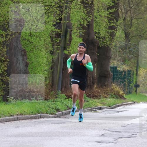 12.04.2026 - 45. Internationalen Wilhelmsburger Insellauf Yannick Fuchs http://msf.ph/oto/9473024 12.04.2026 09:59:00 Laufen  meine-sportfotos.de