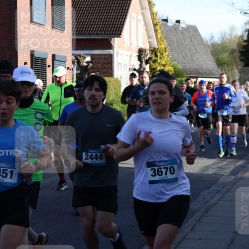 12.04.2026 - 45. Internationalen Wilhelmsburger Insellauf Yannick Fuchs http://msf.ph/oto/9473043 12.04.2026 08:58:08 Laufen 4, 451, 2444, 45, 3670, 4787, 2606, 3230, 3087, 5511 meine-sportfotos.de