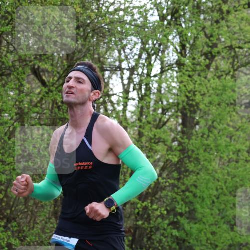 12.04.2026 - 45. Internationalen Wilhelmsburger Insellauf Yannick Fuchs http://msf.ph/oto/9473096 12.04.2026 09:59:05 Laufen  meine-sportfotos.de