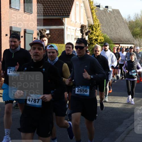 12.04.2026 - 45. Internationalen Wilhelmsburger Insellauf Yannick Fuchs http://msf.ph/oto/9473133 12.04.2026 08:58:14 Laufen 5299, 210, 4787, 2656, 2189, 5647, 2323 meine-sportfotos.de