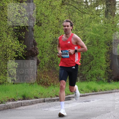 12.04.2026 - 45. Internationalen Wilhelmsburger Insellauf Yannick Fuchs http://msf.ph/oto/9473144 12.04.2026 09:59:19 Laufen 4086 meine-sportfotos.de