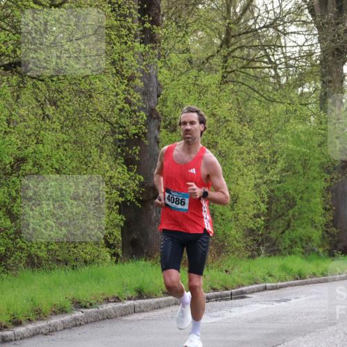 12.04.2026 - 45. Internationalen Wilhelmsburger Insellauf Yannick Fuchs http://msf.ph/oto/9473148 12.04.2026 09:59:20 Laufen 4086 meine-sportfotos.de