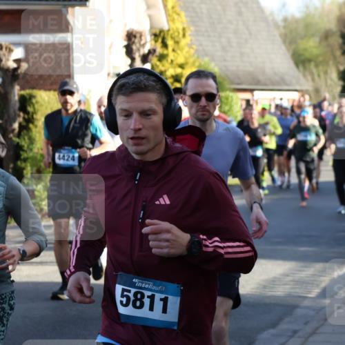 12.04.2026 - 45. Internationalen Wilhelmsburger Insellauf Yannick Fuchs http://msf.ph/oto/9473221 12.04.2026 08:58:20 Laufen 4424, 4139, 45, 5811 meine-sportfotos.de