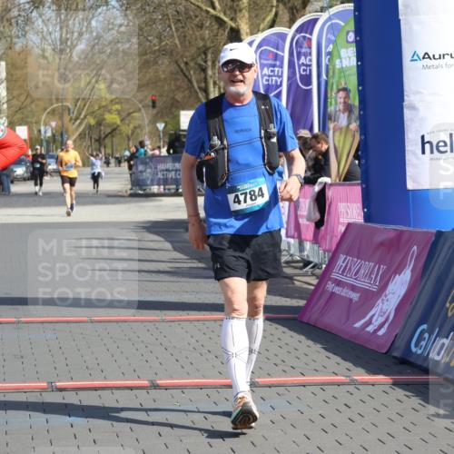 12.04.2026 - 45. Internationalen Wilhelmsburger Insellauf Strokosch-Dieckow http://msf.ph/oto/9473300 12.04.2026 11:30:15 Ziel 4589, 4784 meine-sportfotos.de