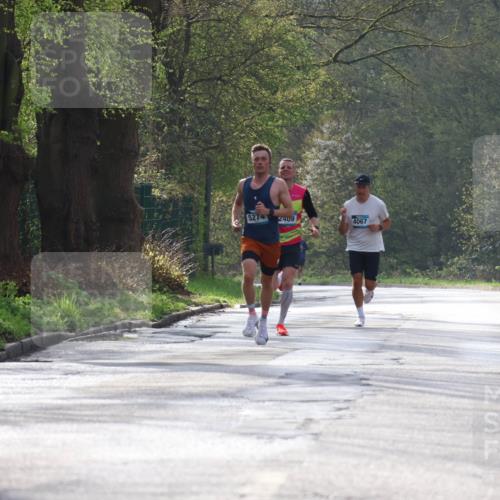 12.04.2026 - 45. Internationalen Wilhelmsburger Insellauf Yannick Fuchs http://msf.ph/oto/9473318 12.04.2026 10:01:00 Laufen 5274, 2409, 4067 meine-sportfotos.de