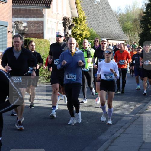 12.04.2026 - 45. Internationalen Wilhelmsburger Insellauf Yannick Fuchs http://msf.ph/oto/9473348 12.04.2026 08:58:28 Laufen 5309, 3553, 490, 25, 5337, 5317, 32, 4755, 5268, 2812 meine-sportfotos.de