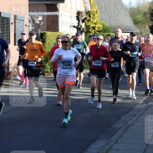 12.04.2026 - 45. Internationalen Wilhelmsburger Insellauf Yannick Fuchs http://msf.ph/oto/9473487 12.04.2026 08:58:37 Laufen 5606, 4428, 3357, 3008, 5844, 3568, 5341, 3110, 5661, 5653 meine-sportfotos.de