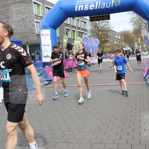 12.04.2026 - 45. Internationalen Wilhelmsburger Insellauf Strokosch-Dieckow http://msf.ph/oto/9473605 12.04.2026 12:54:11 Ziel 4317, 5227, 3294, 3520, 5143, 5754, 4592 meine-sportfotos.de