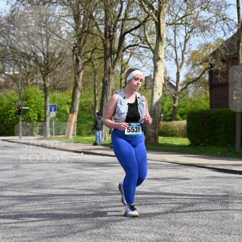 12.04.2026 - 45. Internationalen Wilhelmsburger Insellauf J. Mangold http://msf.ph/oto/9473615 12.04.2026 11:39:16 Ziel 5531 meine-sportfotos.de