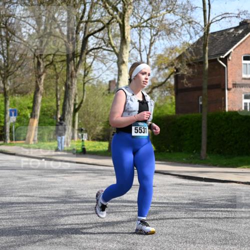 12.04.2026 - 45. Internationalen Wilhelmsburger Insellauf J. Mangold http://msf.ph/oto/9473636 12.04.2026 11:39:16 Ziel 5531 meine-sportfotos.de